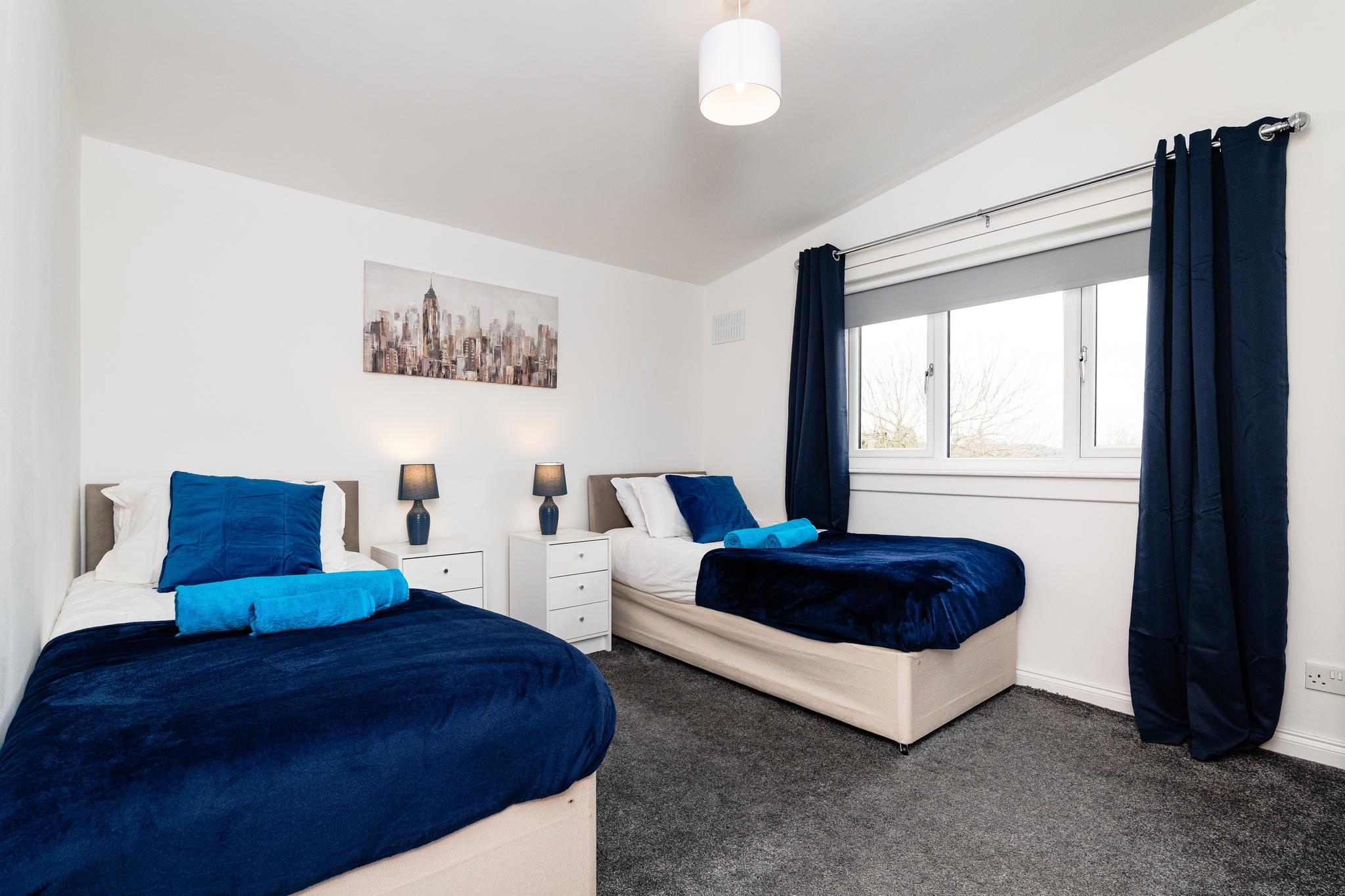 Stay In Fife Glenrothes | Work Stay | Van Parking3